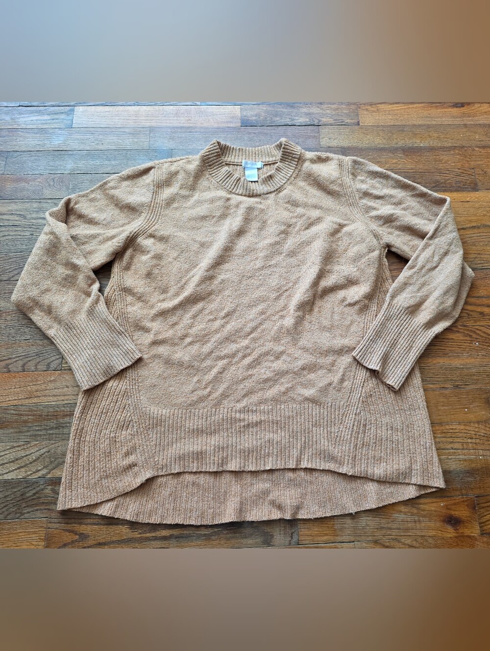 Design History Crewneck Sweater in Camel Tan